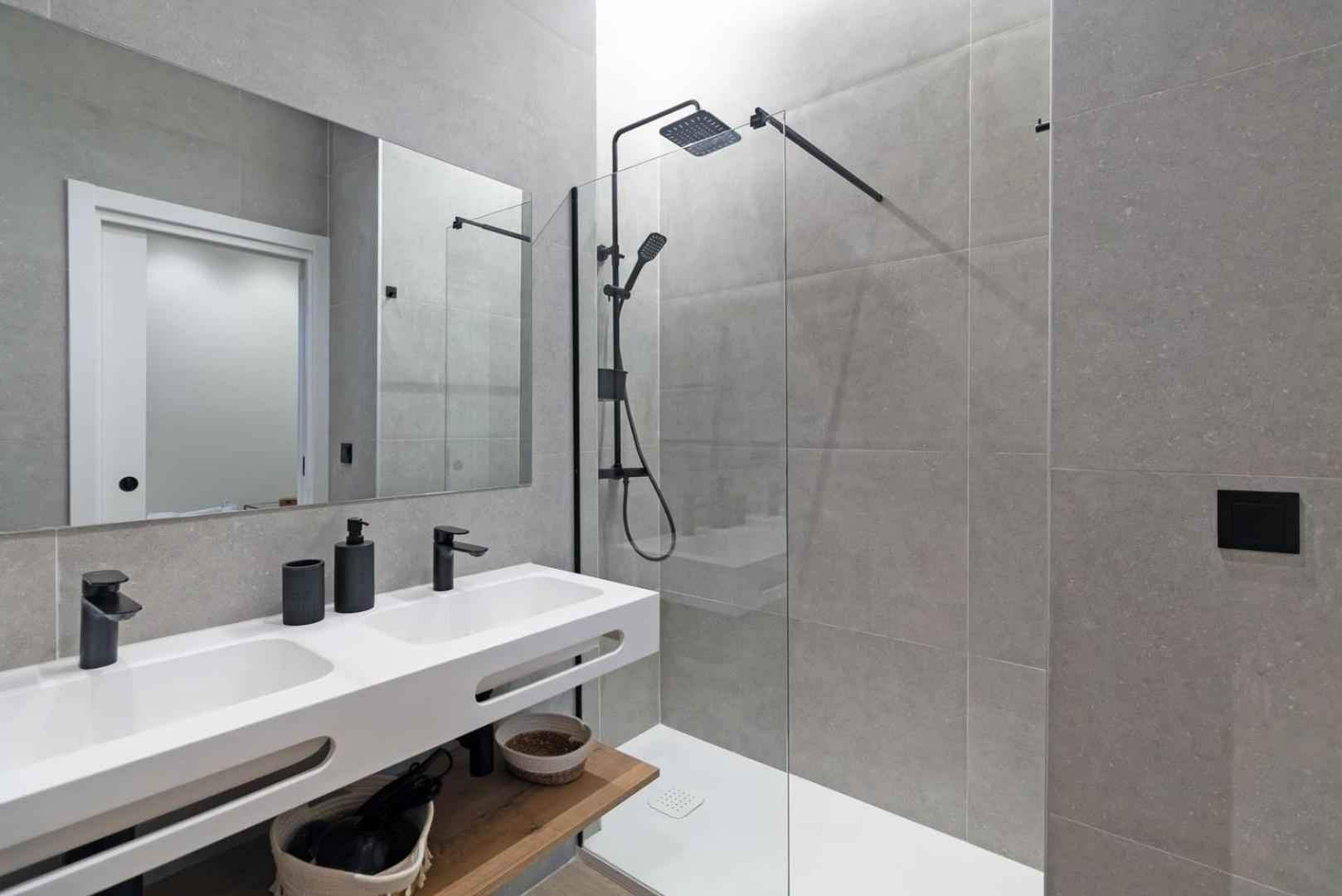 Guestready - Urban Elegance In *